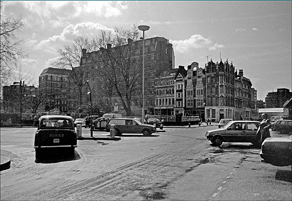 1984_A_569a_RotundaGarden